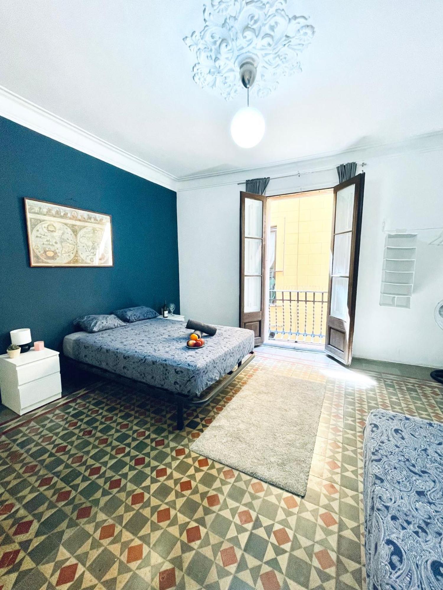 Banys Nous 5 Bed & Breakfast