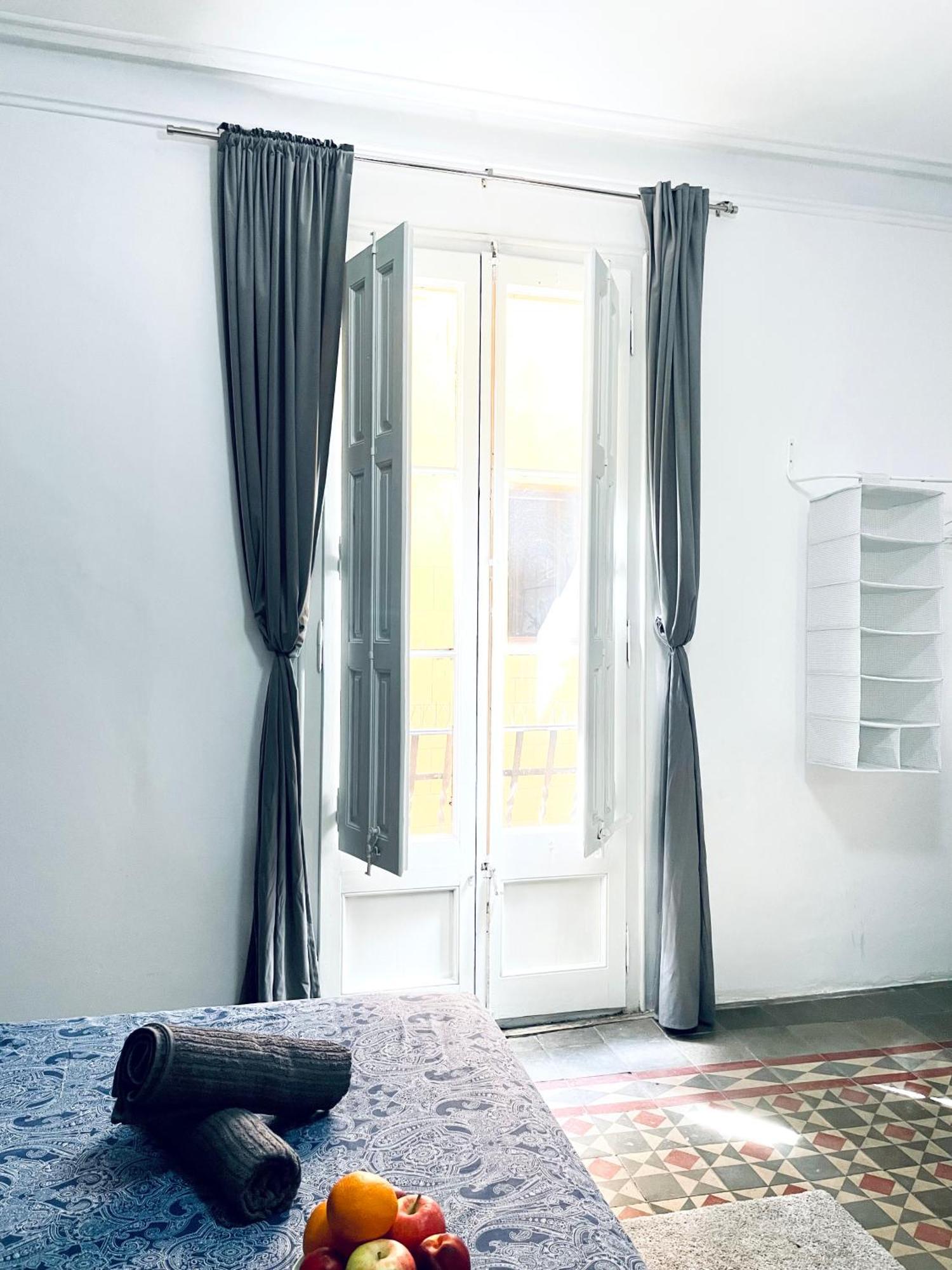 Banys Nous 5 Bed & Breakfast Barcelona